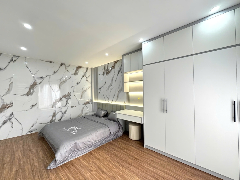 BÁN NHÀ NGỌC TRÌ - THẠCH BÀN: VỊ TRÍ ĐẮC ĐỊA SÁT ĐƯỜNG LỚN - PHONG THỦY NỞ HẬU - FULL NỘI THẤT CAO CẤP - GIÁ 7.75 TỶ