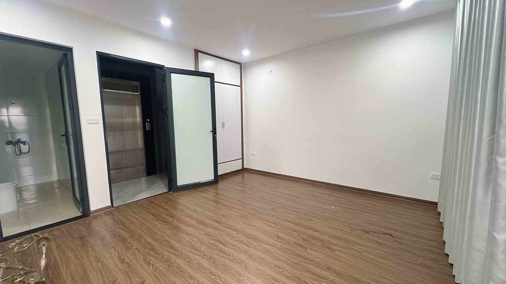 SIÊU PHẨM MẶT NGÕ VẠN BẢO BA ĐÌNH - 34/50m² - 5 TẦNG CÓ THANG MÁY - NGÕ Ô TÔ TRÁNH - 25.5 TỶ