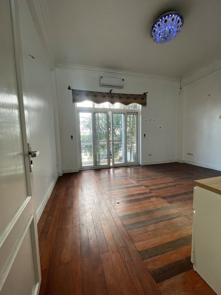 【PENTHOUSE VIEW XANH - CĂN HỘ 3 NGỦ MASTER - 130 ĐỐC NGỮ BA ĐÌNH】- 146M² - 12 TỶ