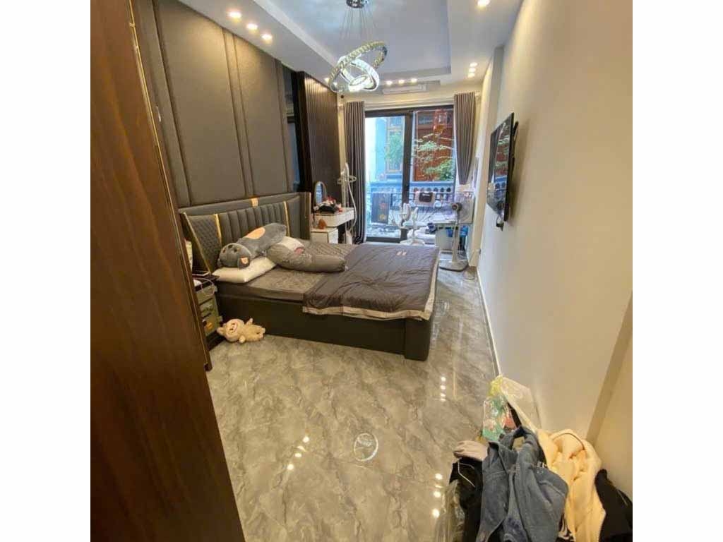 BÁN NHÀ TRẦN KHÁT CHÂN - HAI BÀ TRƯNG: VỊ TRÍ ĐẮC ĐỊA 30M RA PHỐ - NHÀ ĐƠN LẬP THOÁNG SÁNG - FULL NỘI THẤT - GIÁ 11.5 TỶ