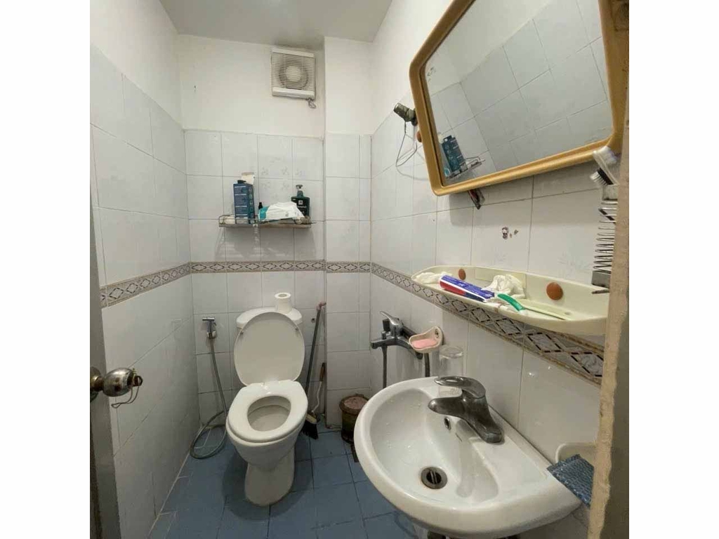 BÁN NHÀ MINH KHAI - HAI BÀ TRƯNG: NHÀ DÂN XÂY KIÊN CỐ - HAI LỐI VÀO TIỆN LỢI - SÁT PHỐ - GIÁ 10.8 TỶ