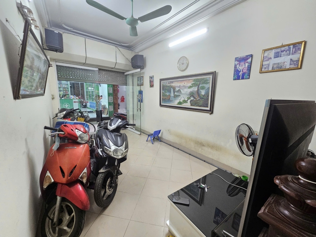 BÁN NHÀ VŨ TÔNG PHAN - THANH XUÂN: VỊ TRÍ HIẾM SÁT MẶT PHỐ - NGÕ THÔNG Ô TÔ - NỞ HẬU LỘC PHÁT - GIÁ 30.9 TỶ