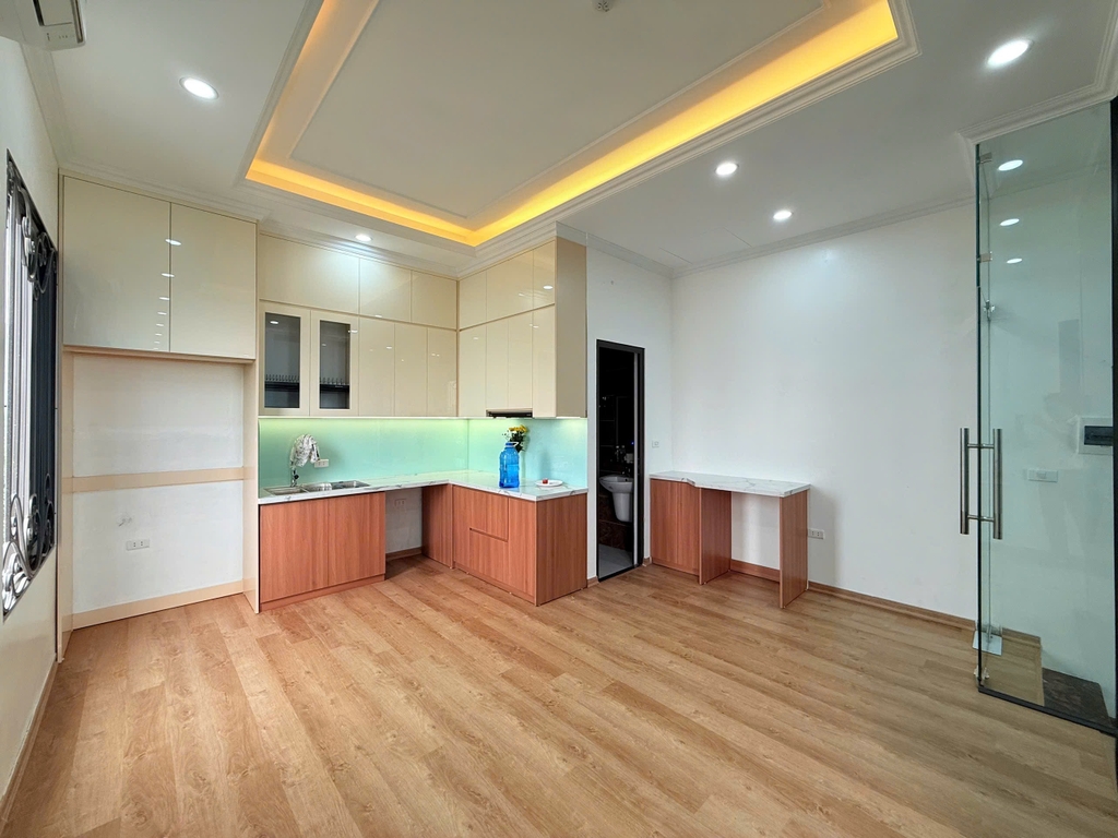 BÁN TOÀ NHÀ PHÂN LÔ MAI DỊCH - CẦU GIẤY: 7 TẦNG THANG MÁY - VỊ TRÍ ĐẮC ĐỊA - Ô TÔ TRÁNH ĐỖ - GIÁ 28.8 TỶ