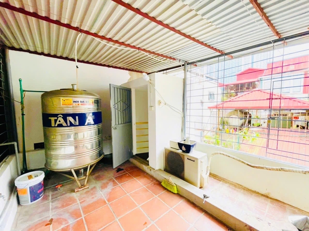 BÁN NHÀ KIM MÃ - BA ĐÌNH: LÔ GÓC 3 MẶT THOÁNG - NGÕ THÔNG TỨ TUNG - ĐỐI DIỆN VINCOM METROPOLIS - GIÁ CHỈ 3.6 TỶ