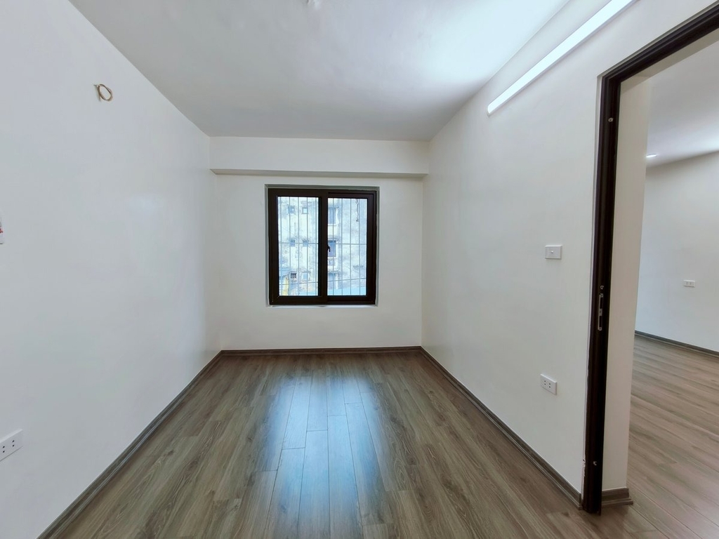 BÁN CĂN HỘ TẬP THỂ DOÃN KẾ THIỆN - CẦU GIẤY: CĂN GÓC 80M2 SỬ DỤNG - 3 PHÒNG NGỦ - Ô TÔ ĐỖ CỬA - GIÁ 5.2 TỶ