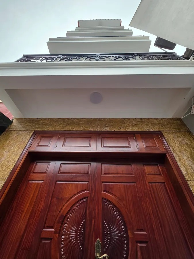 【NHÀ 5 TẦNG 2 MẶT THOÁNG - CHU HUY MÂN, LONG BIÊN】- 62m² - 4.1 TỶ