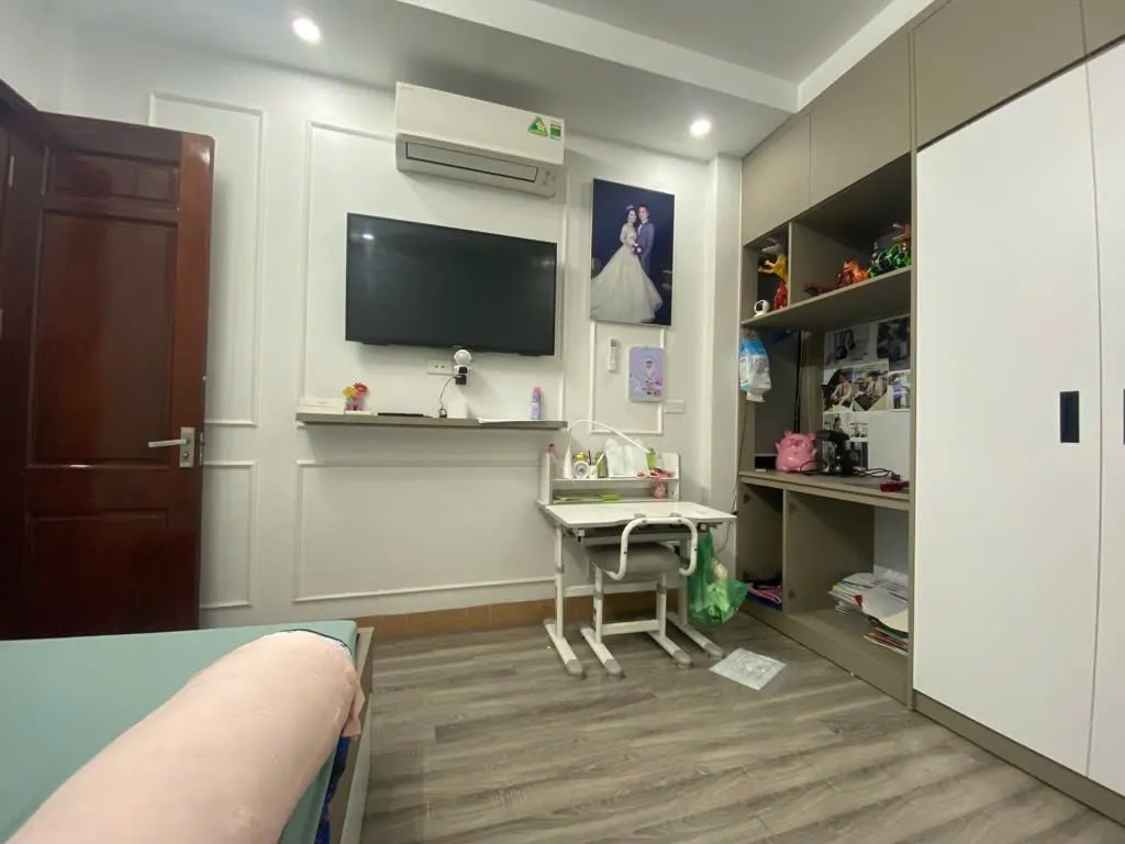 Bán Nhà Hoàng Hoa Thám, Ba Đình - 22m² 4 Tầng - Lô Góc Thoáng