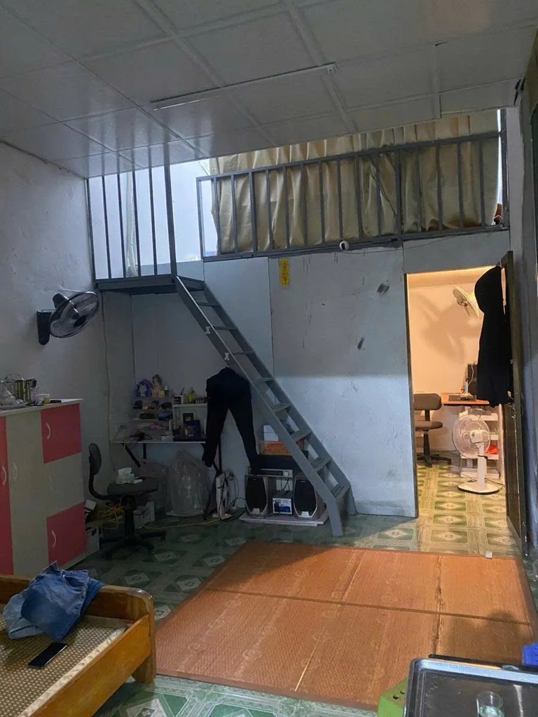 【BÁN NHÀ VỊ TRÍ ĐẮC ĐỊA THANH LÃM】Nhà 52m² - Ngõ Rộng Ô Tô Đỗ Cửa - Cách Bến Xe Yên Nghĩa & ĐH Đại Nam 5 Phút - Giao Thông Thuận Tiện Mọi Hướng - Giá Chỉ 7.85 Tỷ - Sổ Đỏ Vuông Vắn