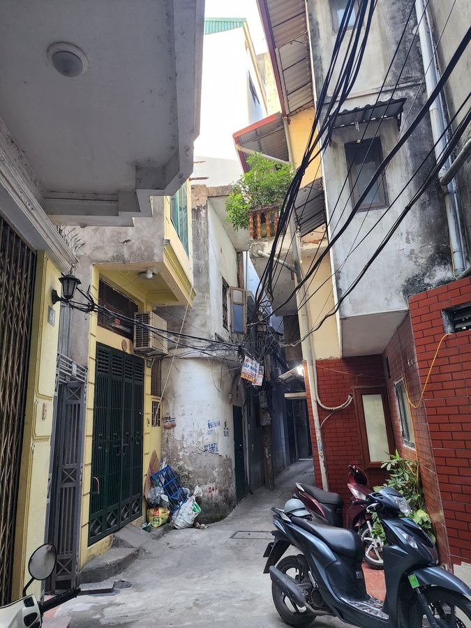 【ĐẤT NỀN VÀNG GIẢNG VÕ】- 39m² - Ngõ Rộng Ba Gác - Tiếp Giáp Ba Đình - Xây CCMN/Building - 9.25 Tỷ