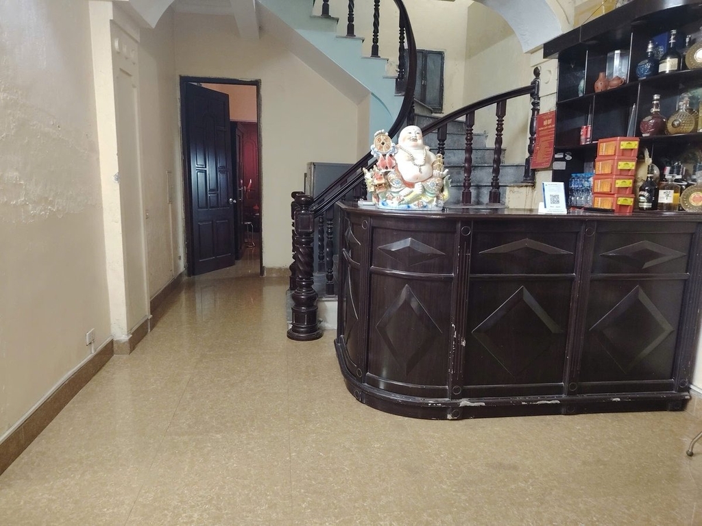 BÁN TÒA NHÀ DÒNG TIỀN NGỌC THỤY - LONG BIÊN: 6 TẦNG 9 PHÒNG KHÉP KÍN - Ô TÔ 7 CHỖ VÀO NHÀ - DOANH THU 1.2 TỶ/NĂM - GIÁ 19 TỶ