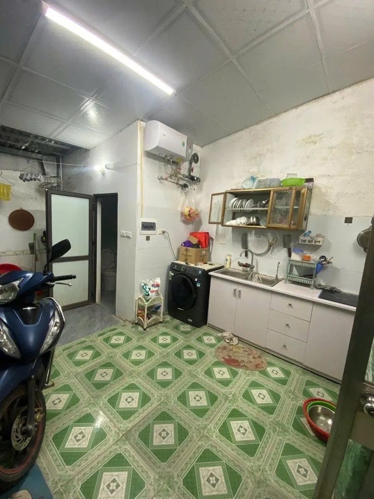 【BÁN NHÀ VỊ TRÍ ĐẮC ĐỊA THANH LÃM】Nhà 52m² - Ngõ Rộng Ô Tô Đỗ Cửa - Cách Bến Xe Yên Nghĩa & ĐH Đại Nam 5 Phút - Giao Thông Thuận Tiện Mọi Hướng - Giá Chỉ 7.85 Tỷ - Sổ Đỏ Vuông Vắn