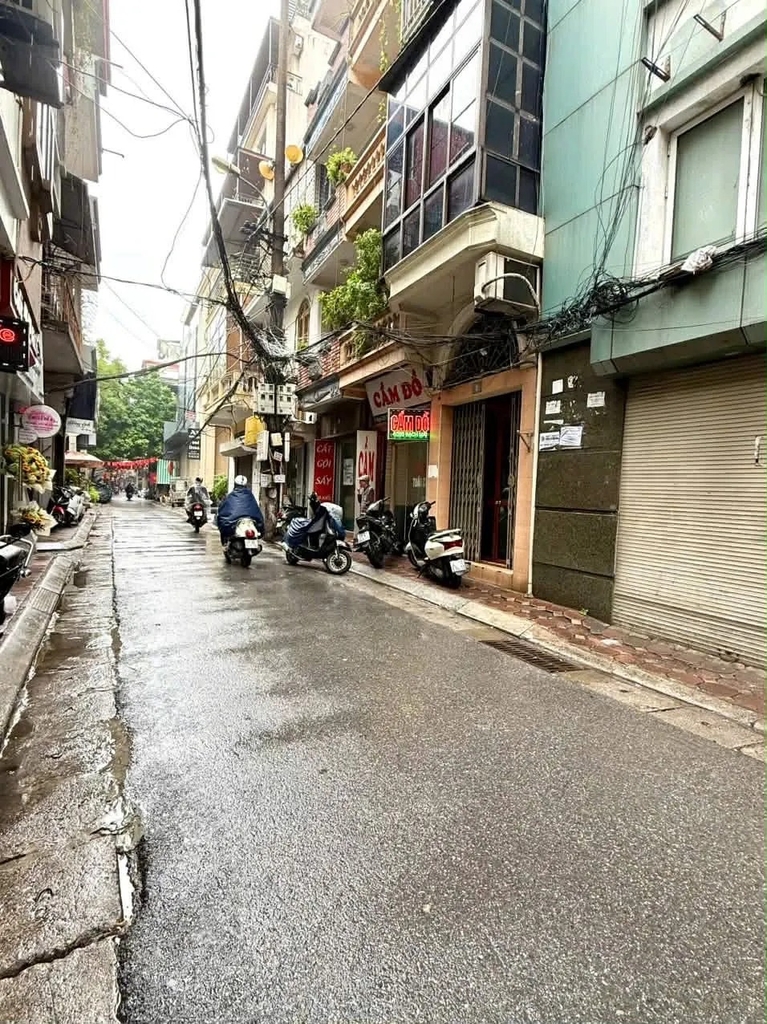 Bán Nhà Mặt Bằng Kinh Doanh - 295 Bạch Mai - Đang Cho Thuê Ổn Định 15 Triệu/Tháng - Vị Trí Đắc Địa - Giá 10.5 Tỷ