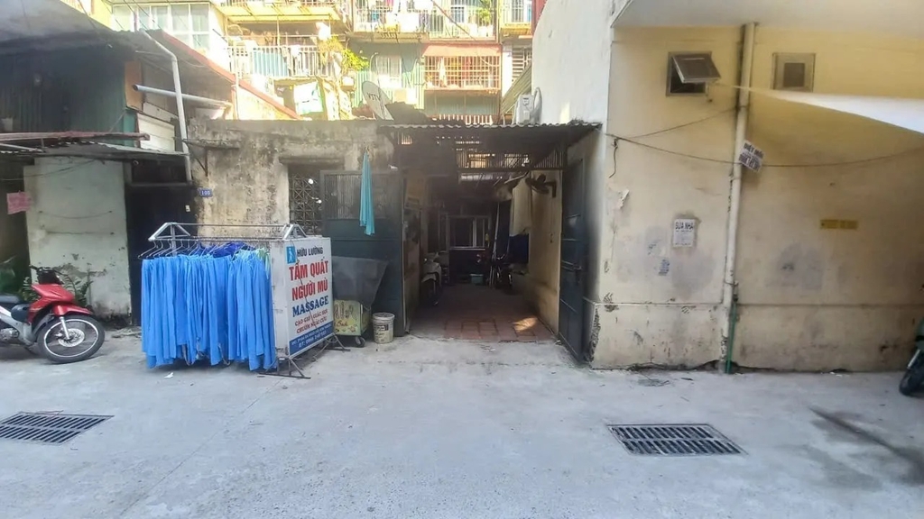 【CĂN HỘ TẦNG 1 - MẶT PHỐ ẢO】TT Dệt 8/3 Quỳnh Mai - 100m² Thực Tế - Sân Xe Riêng - 4PN - Đang Cho Thuê 9Tr/Tháng - Giá 5.5 Tỷ