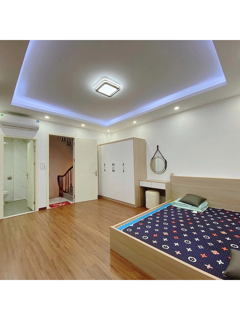 Bán Nhà Mới 5 Tầng Lô Góc - Khuyến Lương - 20m Ra Ô Tô - 6.48 Tỷ