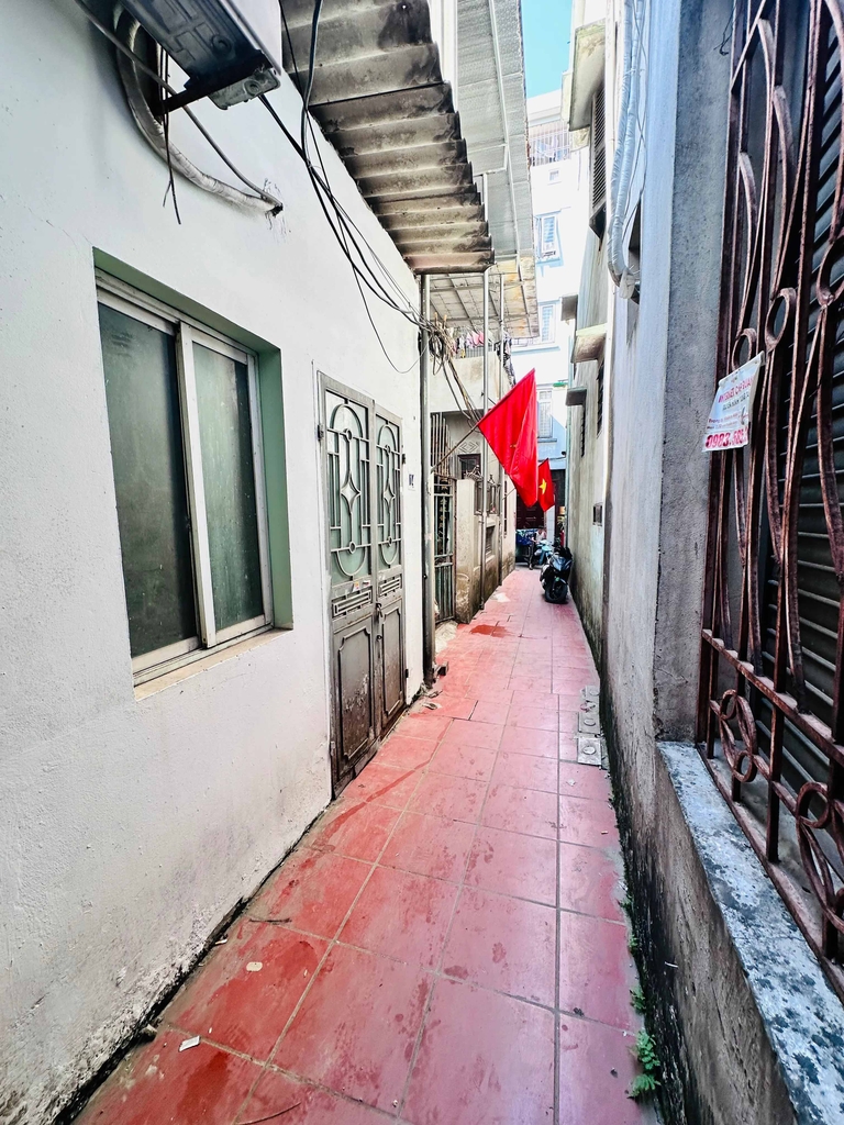 【BÁN ĐẤT TẶNG NHÀ - CÓ NGAY DÒNG TIỀN】Lô Đất 40m² Vuông Vắn Phú Đô - Nhà 4 Tầng Đang Cho Thuê 5 Triệu/Tháng - Pháp Lý Sẵn Sàng - Cơ Hội Xây CCMN - Giá 7.95 Tỷ