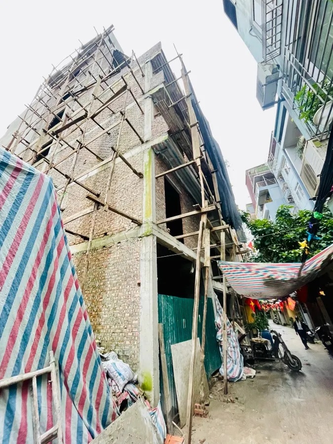 Bán Nhà 8 Tầng Mặt Phố Bưởi, Ba Đình - 50.4m² - Sắp Hoàn Thiện Full Nội Thất