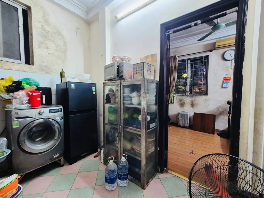 Bán Lô Đất Lô Góc 2 Mặt Tiền -  Giảng Võ (Mặt Phố & Mặt Ngõ) - Diện Tích Thực Tế 38m² - Đang Có Dòng Tiền - Giá 13.8 Tỷ