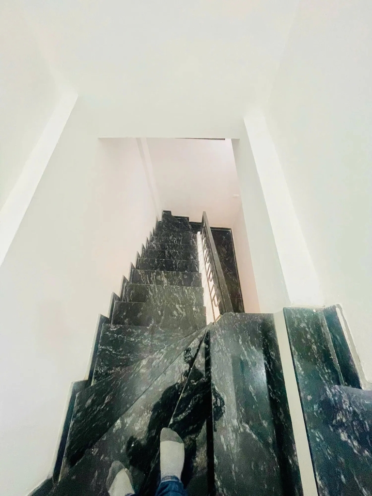 Bán Nhà 4 Tầng Lô Góc - 29 Hồng Mai - 3 Phòng Ngủ Khép Kín - Mặt Ngõ Kinh Doanh - Giá 5.95 Tỷ