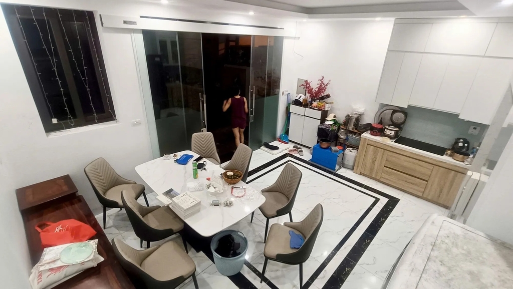 Ra Mắt Biệt Thự Phố 5 Tầng Thang Máy - 19 Trương Định - Mặt Ngõ Nông Yên Tĩnh - 3 Phòng Ngủ Khép Kín - Giá 9.2 Tỷ