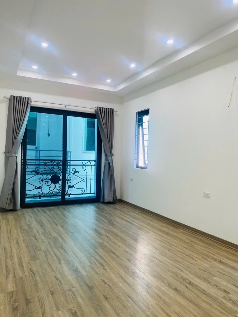 【NHÀ MỚI 5 TẦNG LÔ GÓC】Ngõ Hà Trì, Hà Đông - 30/34m² - Ngõ Thông Gần Trường Marie Curie - Kinh Doanh Nhỏ - Giá 7.3 Tỷ