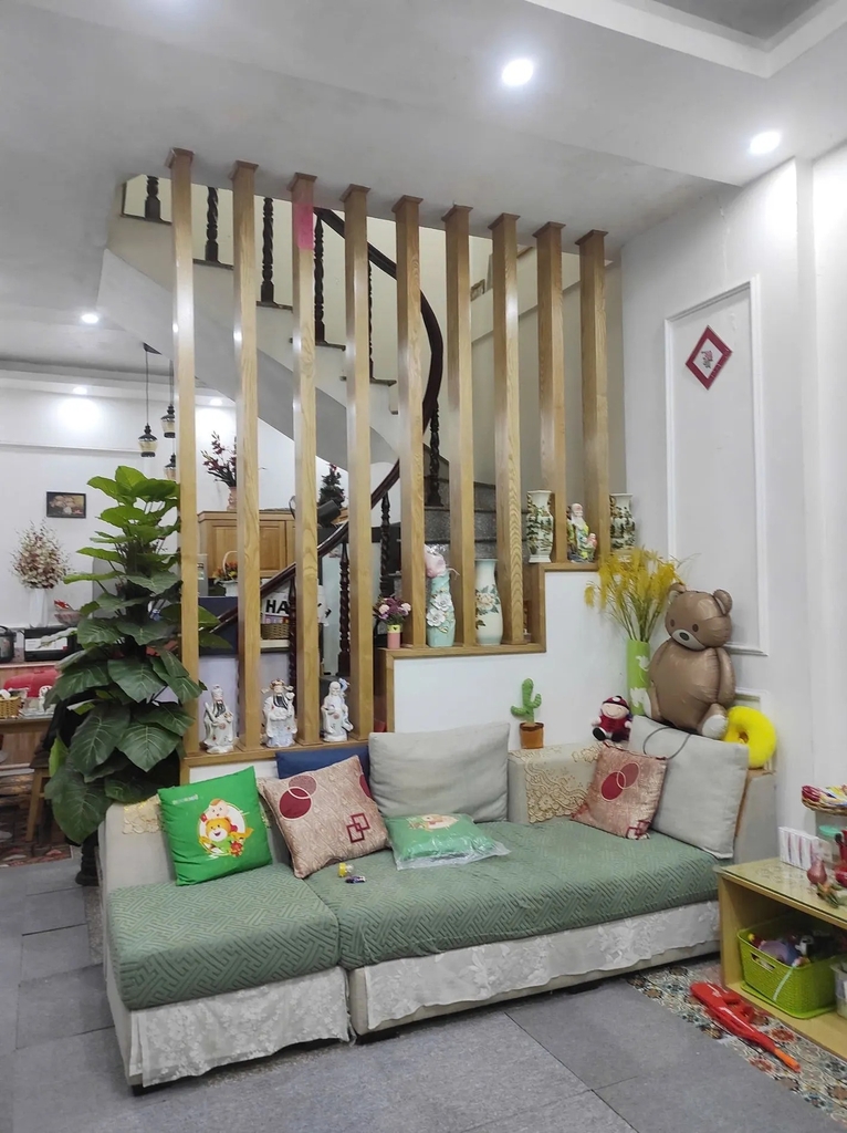 【TỔ ẤM XANH GIỮA LÒNG HAI BÀ TRƯNG】Nhà 4 Tầng 48m² Ngõ Minh Khai - Ngõ Thông 2 Chiều Sang Kim Ngưu - Sân Rộng Đỗ Xe & Sân Vườn - Thiết Kế 4PN Thông Minh  - Sổ Đỏ Chính Chủ - Giá 9.5 Tỷ