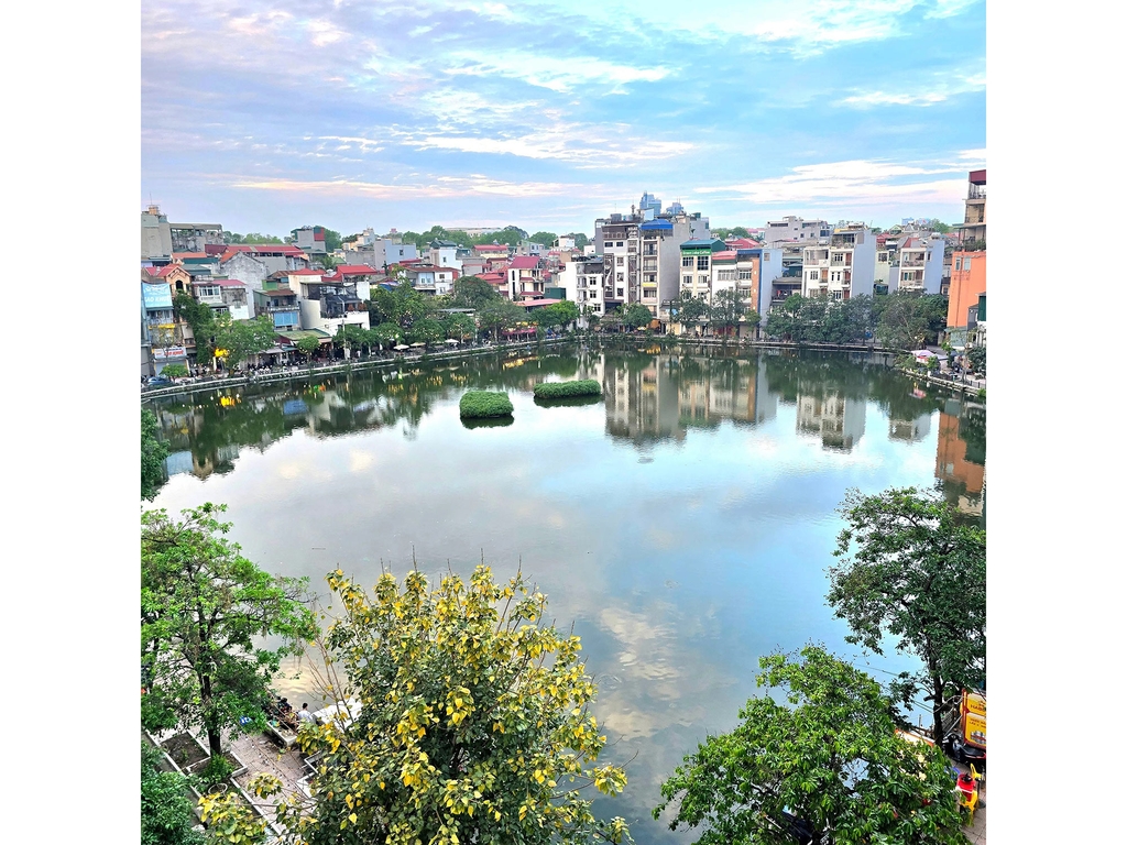 Bán Nhà Mặt Ngõ Đội Cấn - 26m² 6 Tầng - ĐANG CHO THUÊ DÀI HẠN (Hợp Đồng 4 Năm) - Dòng Tiền Ổn Định - Giá 15.8 Tỷ