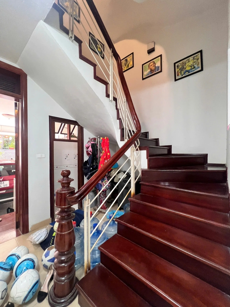 【TỔ ẤM LÝ TƯỞNG TÂY HỒ】Bán Nhà 4 Tầng Mới 68m² - 4PN - Ô Tô Đỗ Cửa - Vị Trí Vàng Sát Ciputra - Gần Trường Đoàn Thị Điểm - Giá 18 Tỷ