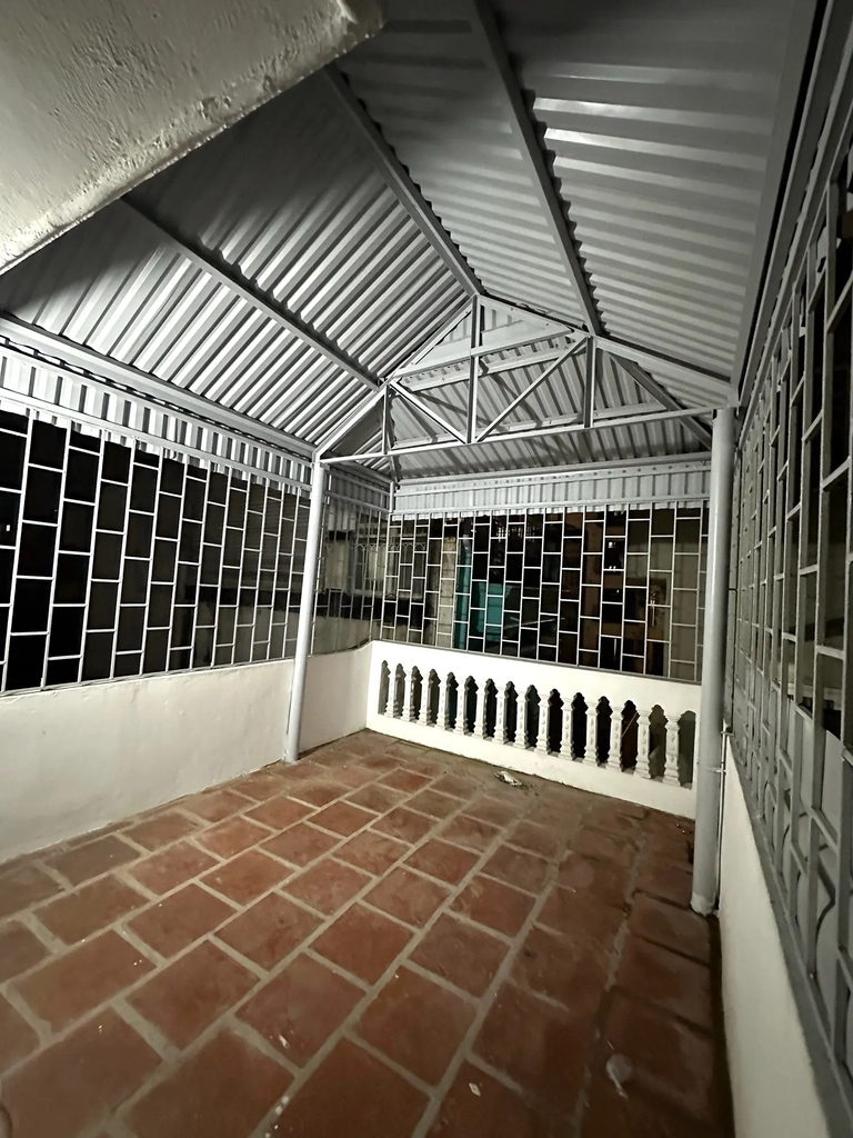 Bán Nhà 4 Tầng Ngõ Phan Kế Bính - 29m² - 2 Mặt Thoáng - Đa Lối Đi (Thông 3 Ngõ) - Sổ Nở Hậu - Giá 7.8 Tỷ