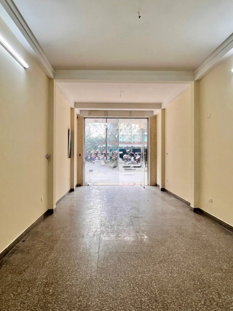 【MẶT PHỐ KINH DOANH 5 TẦNG】 Hoàng Văn Thái, Thanh Xuân - 69.2m² - 2 Mặt Tiền - Thang Máy - Giá 38.5 Tỷ