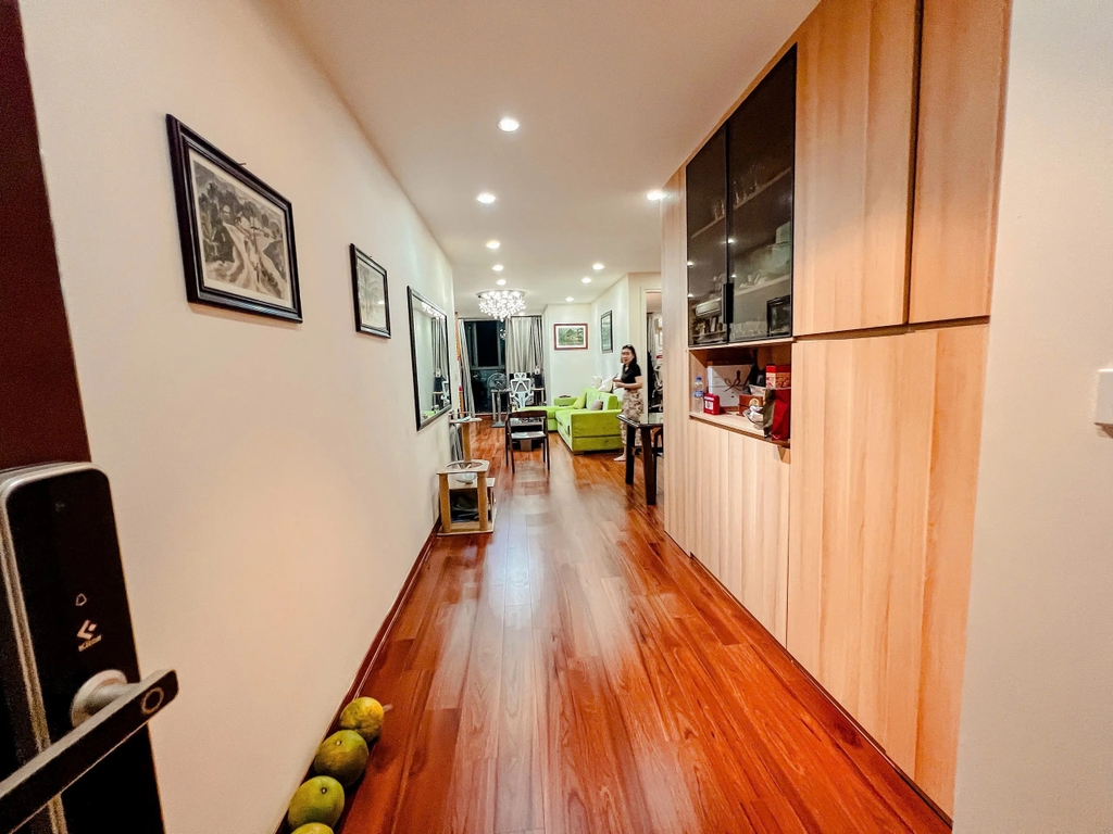 Bán Căn Hộ Cao Cấp 92m2 - FAFILM VNT Tower - 2PN, 2WC - Full Nội Thất - 8.25 Tỷ