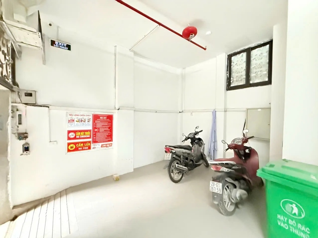 Bán Tòa Nhà 7 Tầng Thang Máy - Đội Cấn - 14+ Phòng Cho Thuê - Dòng Tiền Ổn Định - Vị Trí Cách Mặt Phố 10m - Giá 20.5 Tỷ