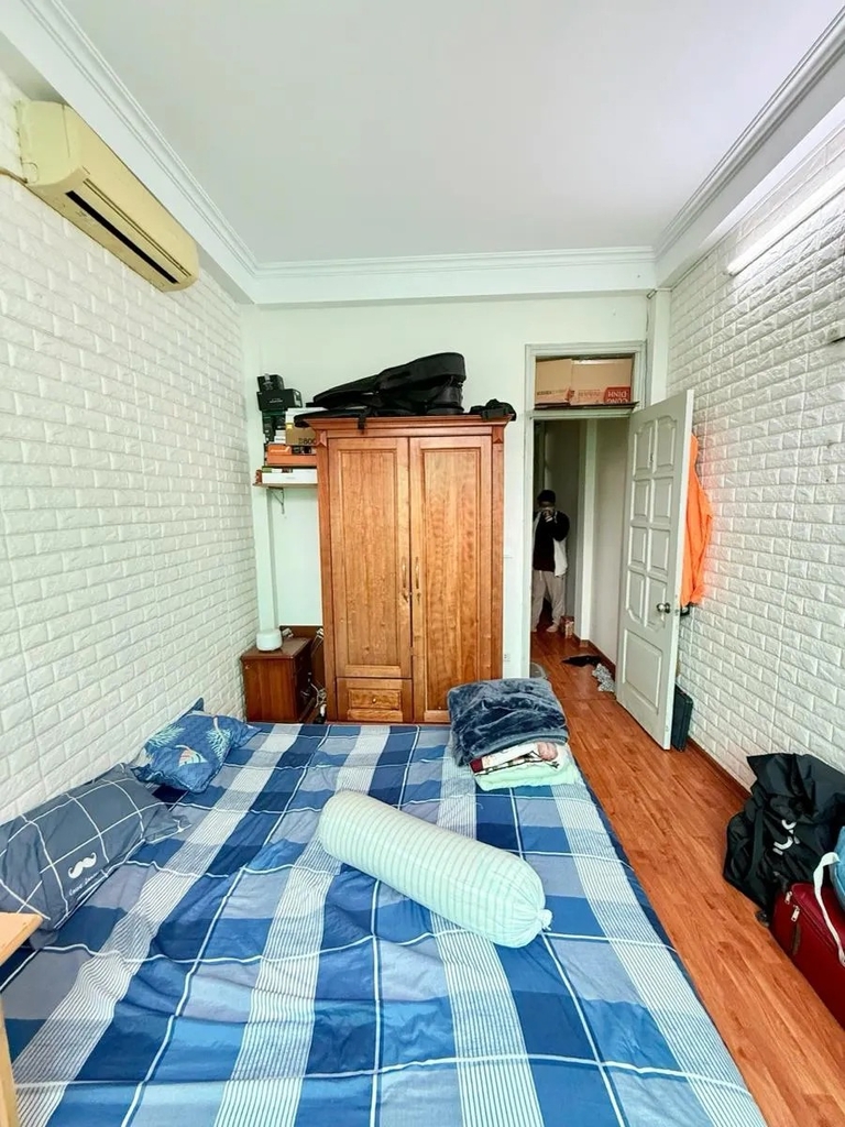 Bán Nhà 4 Tầng Mặt Ngõ Thông 35/40 Trần Khát Chân, Hai Bà Trưng - 9.2 Tỷ - Sổ Đỏ Nở Hậu