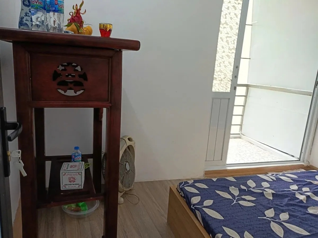 Bán Nhà 4 Tầng Ngõ Trại Cá - 15m² - Ngõ Thông, Xe Đỗ Cửa - 100m Ra Phố Trương Định - Giá 2.35 Tỷ