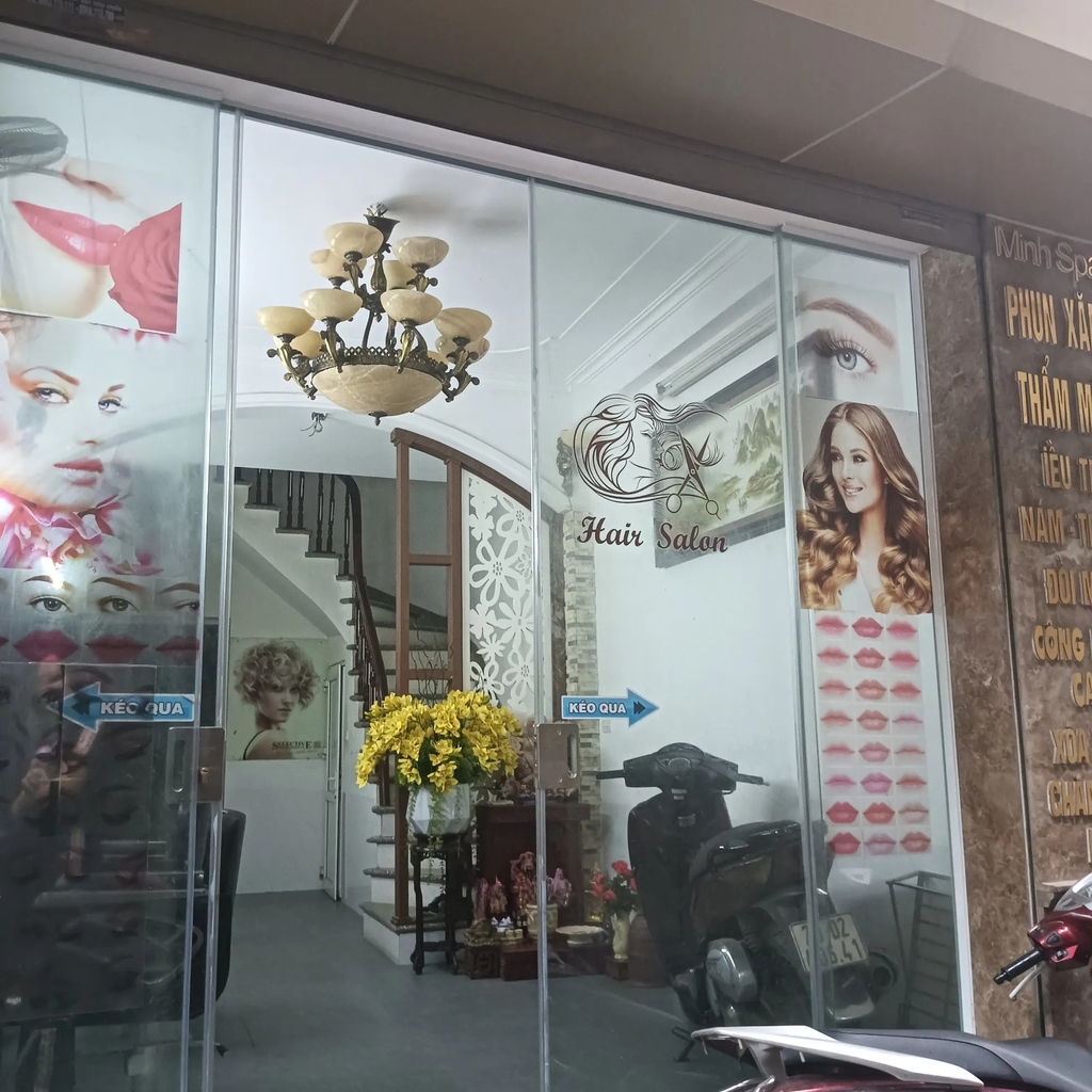 Bán Nhà Mặt Bằng Kinh Doanh Đỉnh Cao - 100 Vĩnh Tuy - Đang Cho Thuê SPA (Doanh Thu 60 Triệu/Tháng) - Vị Trí Lô Góc Ngõ Thông - Giá 13.8 Tỷ