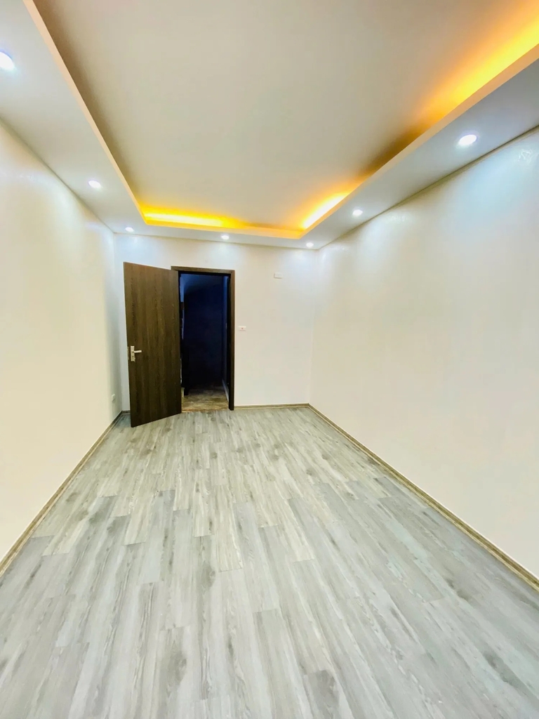【SIÊU PHẨM 6 TẦNG MẶT NGÕ KINH DOANH - THÁI HÀ】- 25/30m² - Full NT - Ô Tô Tránh - Giá 13.5 Tỷ