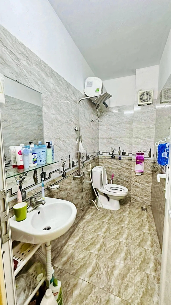 【NHÀ 5 TẦNG - MỄ TRÌ THƯỢNG】- 30m² - 3PN FULL NT - NGÕ BA GÁC - GẦN PHỐ - 7.6 TỶ