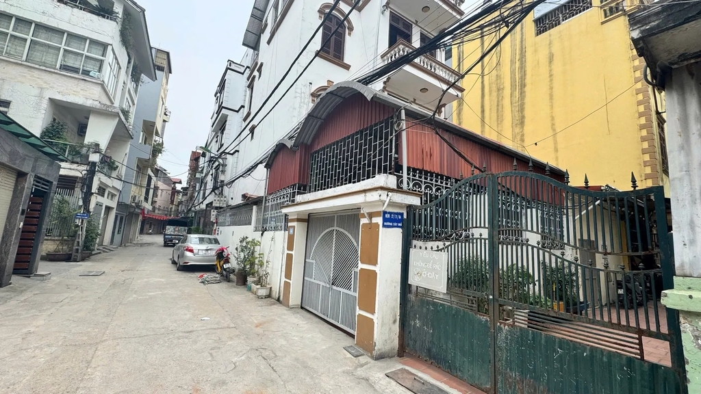 【ĐẤT THỔ CƯ - TÂY MỖ】- 34M² - Ô TÔ ĐỖ CỬA - NGÕ THÔNG 2 MẶT - GẦN VINHOME - 7 TỶ