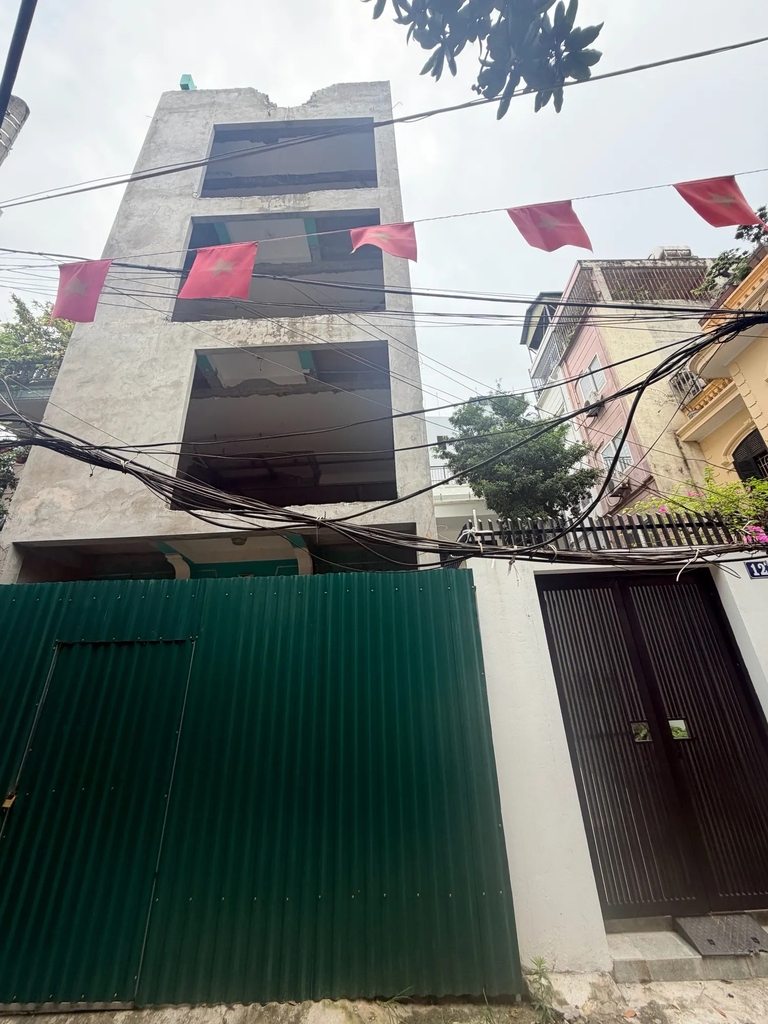 【SIÊU PHẨM NHÀ PHỐ - LẠC LONG QUÂN, TÂY HỒ】- 101m² - 6 TẦNG - VIEW HỒ TÂY - 25.5 TỶ