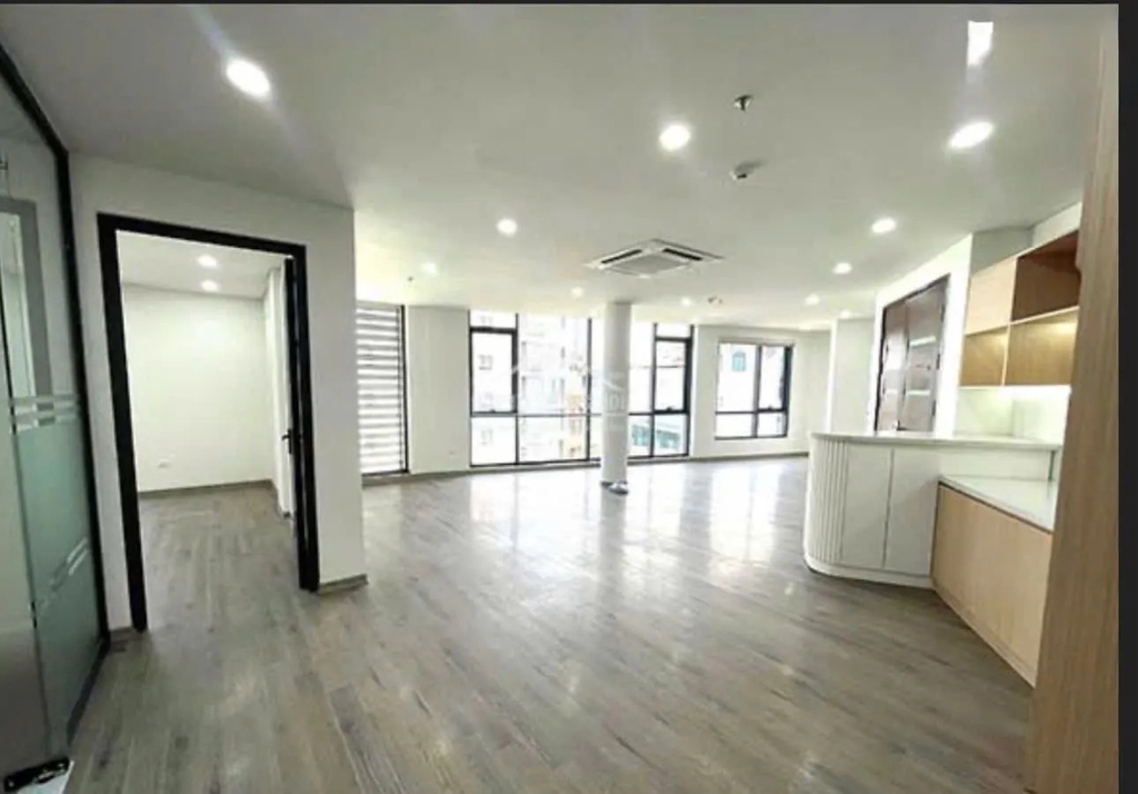 【TOÀ VĂN PHÒNG CAO CẤP 8 TẦNG - MẶT TIỀN DỊCH VỌNG HẬU】- 157/200m² - View Vườn Hoa Độc Tôn - Giá 135 Tỷ