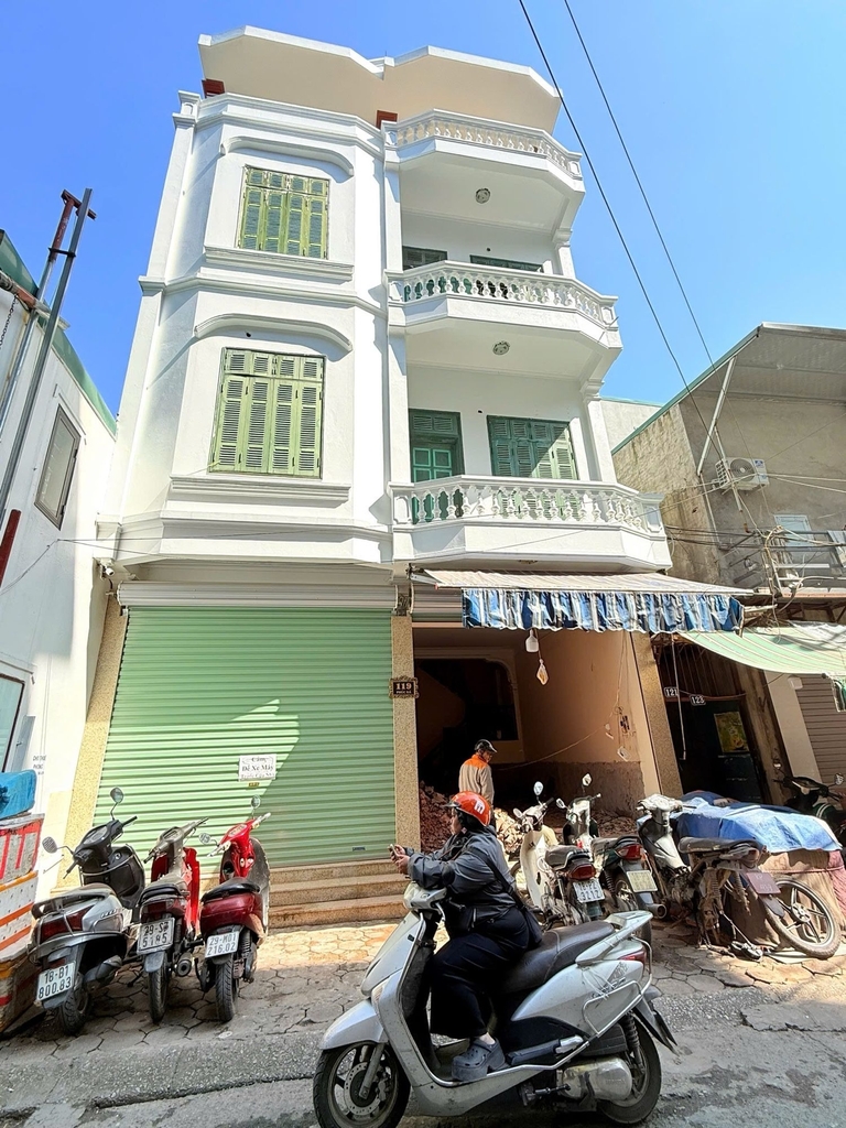 【MẶT PHỐ KINH DOANH PHÚC XÁ BA ĐÌNH】- 70m² - MT 7.5M HIẾM CÓ - 28 TỶ