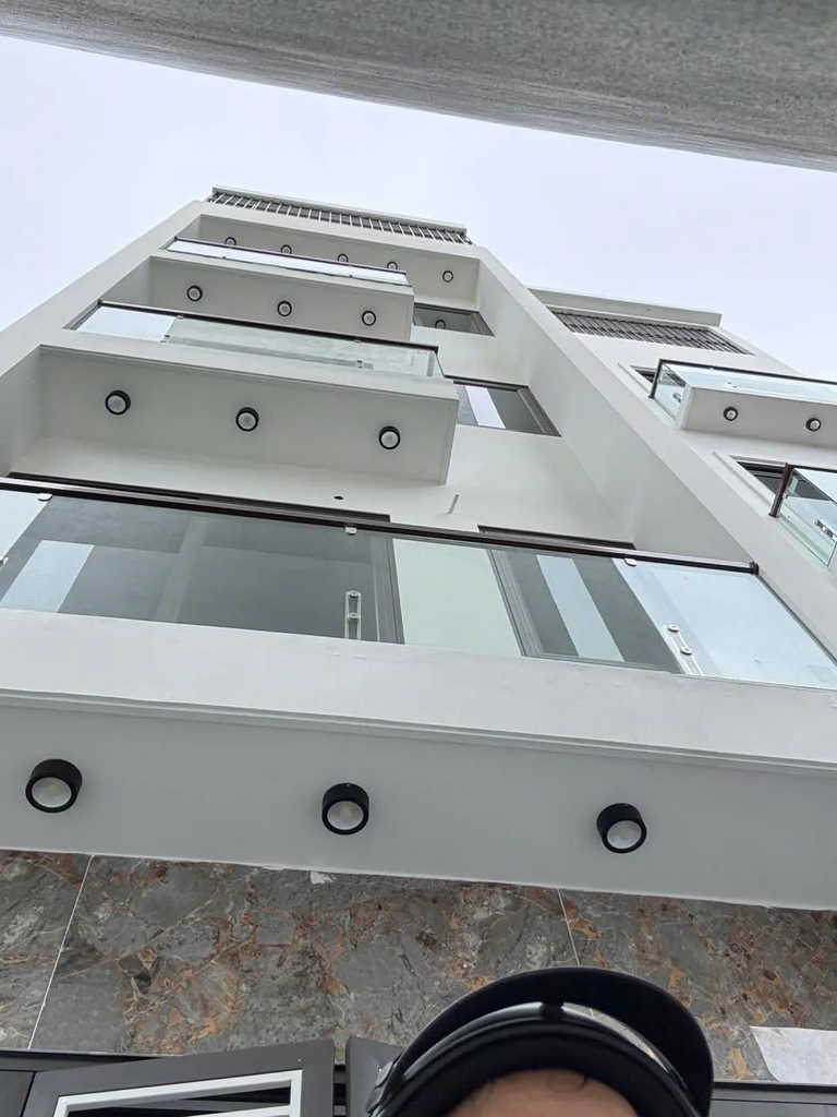 【NHÀ 5 TẦNG MỚI ĐẸP - NGUYỄN VĂN LINH, LONG BIÊN】- 6.55 TỶ