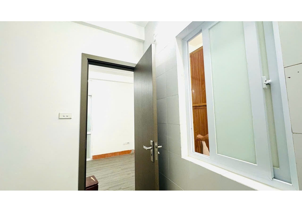 BÁN CĂN HỘ TRẦN QUỐC VƯỢNG - CẦU GIẤY: LÔ GÓC THOÁNG SÁNG - TÂM ĐIỂM CÁC TRƯỜNG ĐẠI HỌC - DÒNG TIỀN TỐT - GIÁ 1.95 TỶ