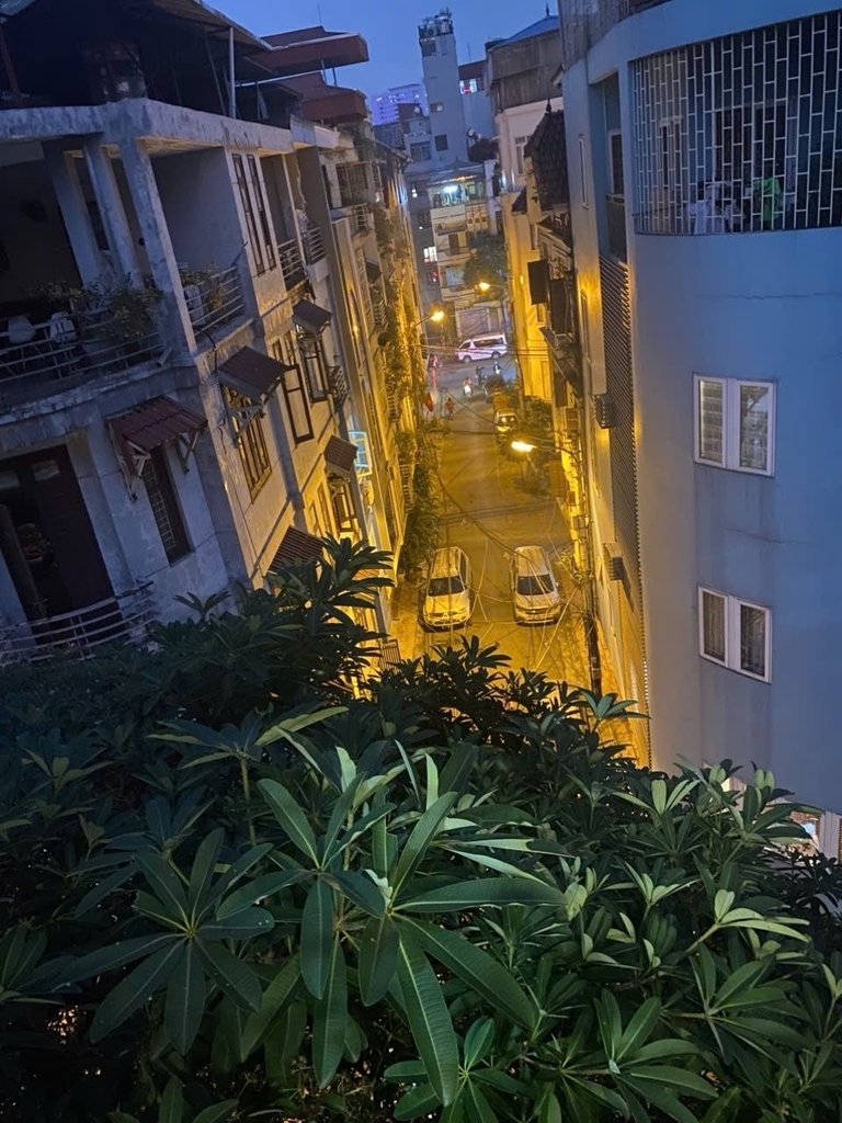 【CĂN HỘ 3PN HIẾM KHU VĨNH PHÚC】- 77.4m² - Hướng Đông - Sổ Đỏ - 5.6 Tỷ