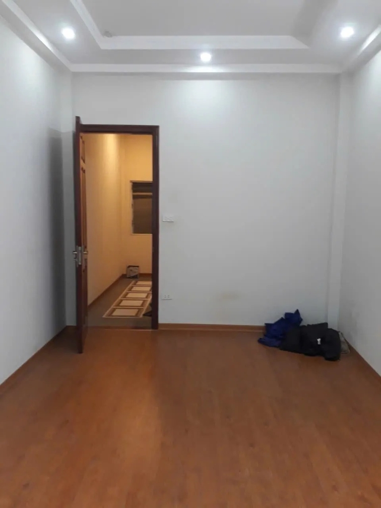 【NHÀ 5 TẦNG - 281 TRƯƠNG ĐỊNH】- 42m² - 4 PHÒNG NGỦ RIÊNG BIỆT - SỔ ĐỎ - 8.5 TỶ