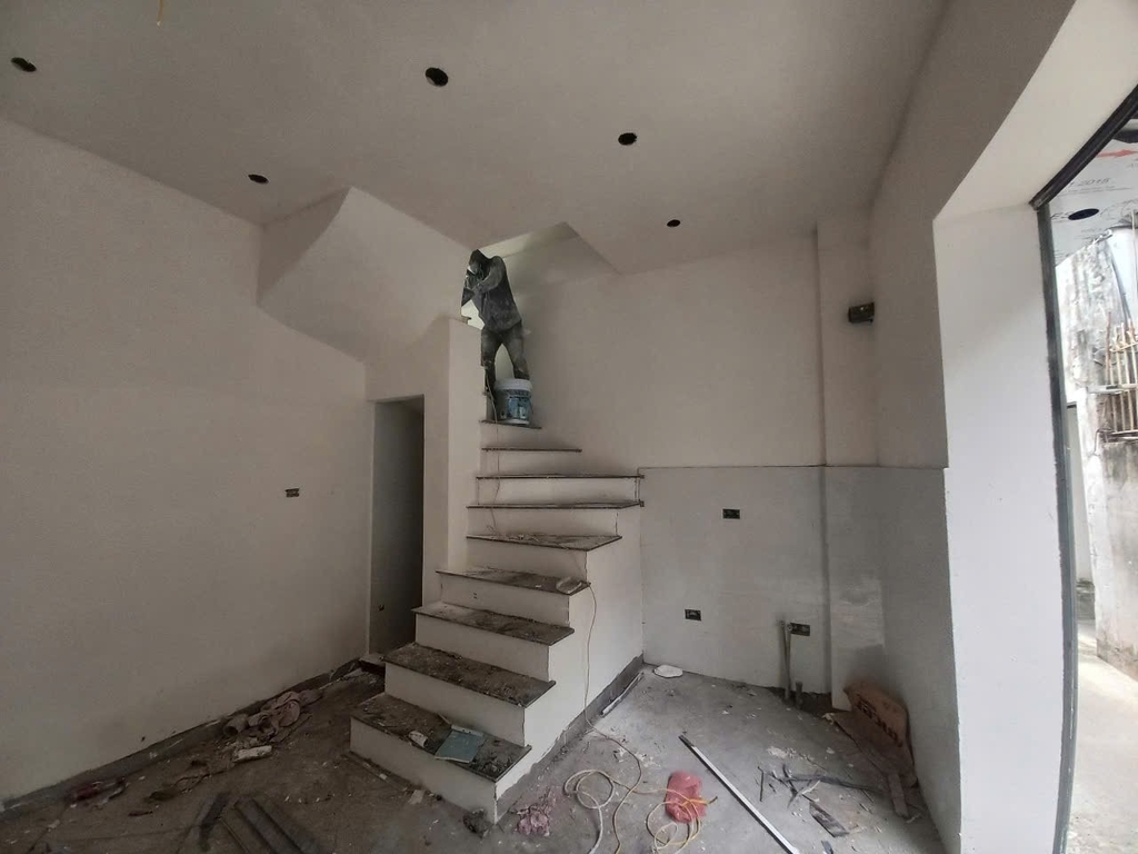 BÁN NHÀ ĐÔNG THIÊN - HOÀNG MAI: NHÀ MỚI KÍNH KOONG - THIẾT KẾ HIỆN ĐẠI - CÔNG NĂNG TỐI ƯU - GIÁ CHỈ 2.35 TỶ