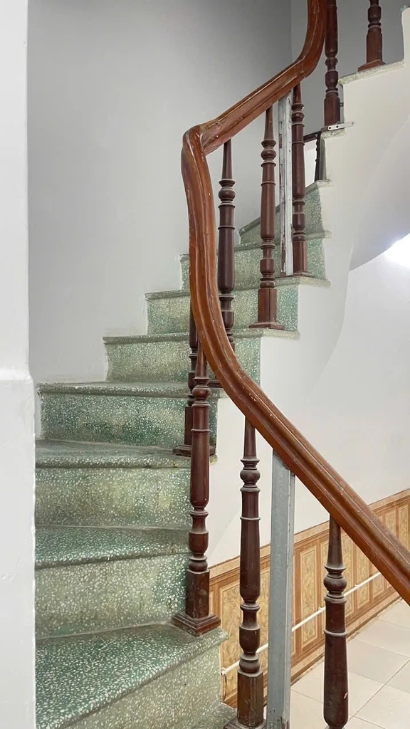 【NHÀ GÓC 2 THOÁNG - VỊ TRÍ "VÀNG" VĂN CAO, BA ĐÌNH】- 127.82m² - 4PN - Ô Tô Đỗ Cửa - Tiềm Năng Chung Cư Mini - Giá 11 Tỷ