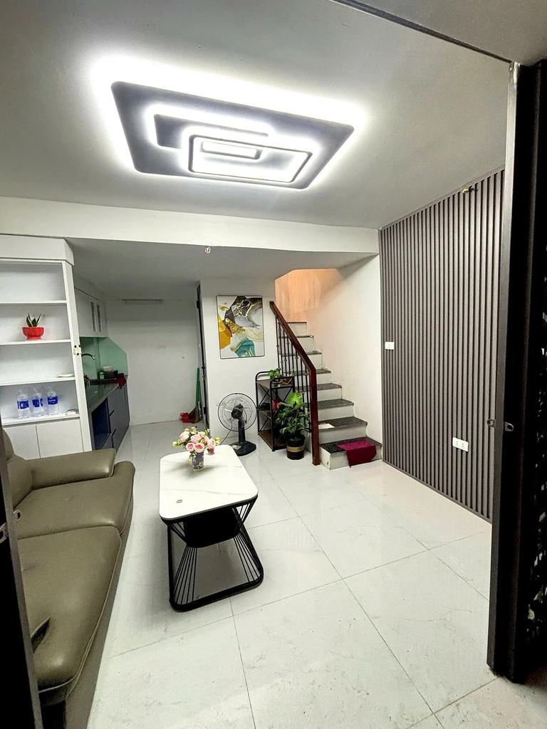 【NHÀ 5 TẦNG FULL NT - MINH KHAI, HAI BÀ TRƯNG】- Minh Khai, Hai Bà Trưng - 18/22m² - 3PN - Ô Tô Cách 15m - Giá 5.25 Tỷ