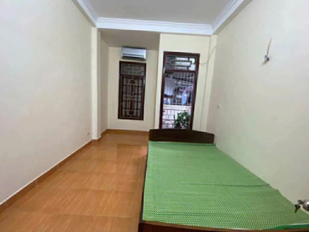 【NHÀ PHỐ 5 TẦNG HIẾM CÓ】Bạch Đằng, Hai Bà Trưng - 30m² - 3 Phòng Ngủ - Ngõ Ba Gác - Giá 4.5 Tỷ