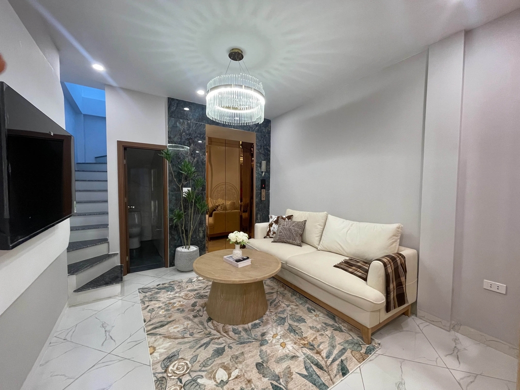 【NHÀ 6 TẦNG THANG MÁY - NGUYỄN VĂN LINH, LONG BIÊN】- Nguyễn Văn Linh, Long Biên - 34m² - 3PN Khép Kín - Full NT - Giá 9.35 Tỷ