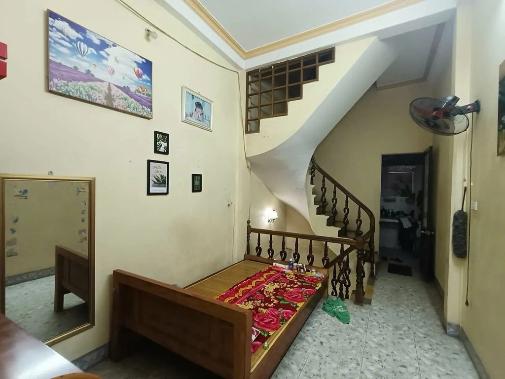 【NHÀ 3 TẦNG - KẺ GIÀN】- 30/35m² - 4 PN - FULL NT - Ô TÔ ĐỖ CỬA - 5.95 TỶ